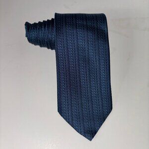 Designed Exclusively for Yale University Blue Silk Mens Tie